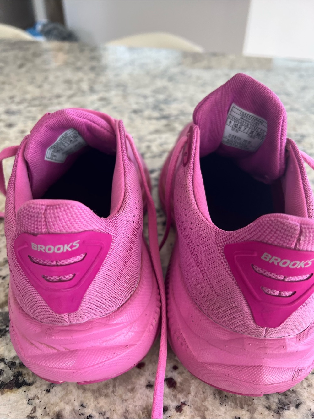 Brooks Ghost 17 Women's Running Shoes - Bright Pink - Picture 3 of 4